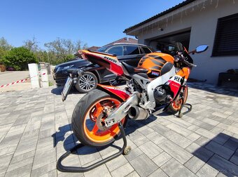 Honda CBR1000RR 2009 - 7