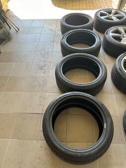 255/40 R19 Pirelli letné pneu - 7