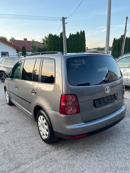 Volkswagen Touran TrendLine 1.6 Benzin = Top Stav = - 7