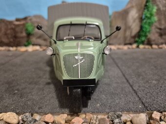 Prodám model 1:18 Tempo Hanseat 1950 -1952 - 7