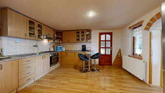 NA PREDAJ TEHLOVÝ RODINNÝ DOM V OBCI CÍFER - 7