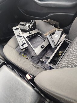 Rozpredám E46 320d 110kw - 7