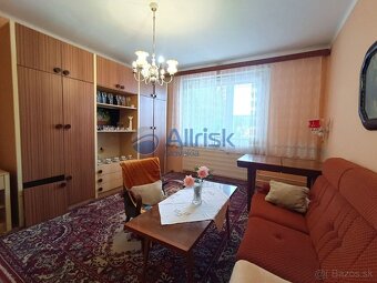 5. izbový rodinný dom v Šúrovciach čaká na nového majiteľa - 7