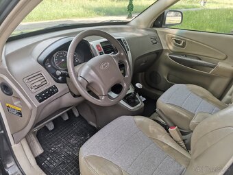 Hyundai Tucson 2,0crdi 103kw m6 4x4 - 7