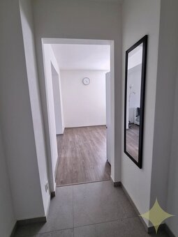 Prenájom, zariadený 1i byt s veľkým balkónom Žiar n/Hronom - 7