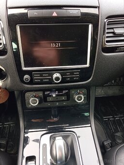 Volkswagen Touareg 3.0 TDI V6 - 7