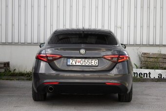 Alfa Romeo Giulia 2,2 Diesel - 7