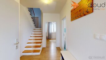 REZERVOVANÉ - Krásny 3 izbový mezonetový byt s veľkou teraso - 7