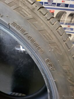 235/45 R19 Bridgestone letne pneumatiky - 7