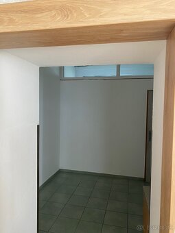 Obchodné priestory na prenájom v centre Ilavy - 7
