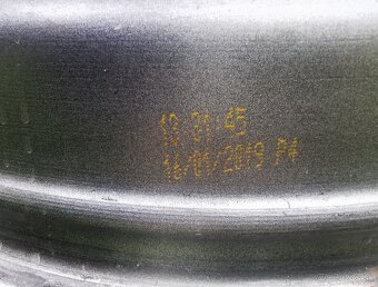 16" oceľové disky Iveco Daily (6 dierové) - 5801622004 - 7