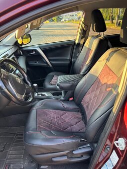 Toyota RAV4 Hybrid AWD 114kW Executive – 4x4 - 7