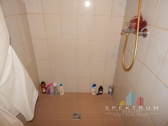 SPEKTRUM REALITY- Na PREDAJ garsónka, 23 m2 s loggiou, okres - 7