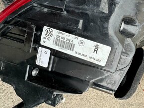zadné pravé svetlo - LED VW Touareg III 760945208A - 7