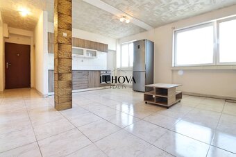 Na predaj 2-izbový byt so záhradkou a garážou - 7