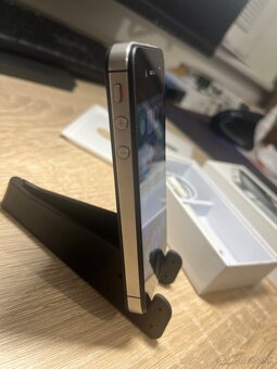 iPhone 4s 16GB vo fólii - 7