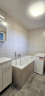 PNORF – priestranný 1i byt, 44 m2, 485,-€, Jarmočná ul. - 7