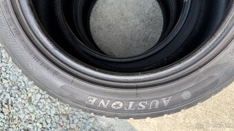 Celoročné pneu 225/50 R17 - 7