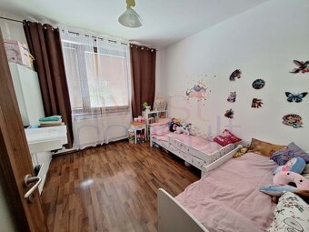 2347 NA PREDAJ V KOMÁRNE TROJIZBOVÝ BYT VO VYHĽADÁVANEJ LOKA - 7