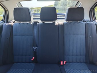 Škoda Octavia Tour 1.6 MPI 75KW - 7