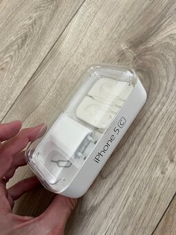 iPhone 5C - 7