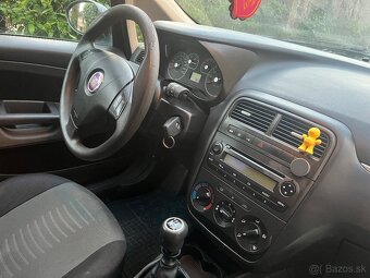 Fiat Punto Grande - 7