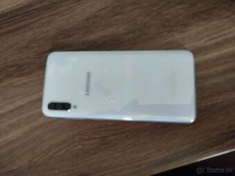 SAMSUNG Galaxy A70 - 7