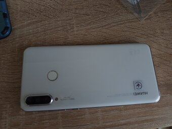 Huawei P30 Lite biely, krabica, púzdra a ochranné sklo, - 7
