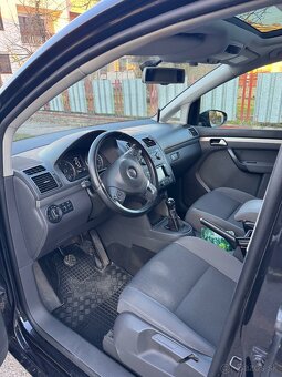 Volkswagen Touran 1.6 TDI Comfortline - 7