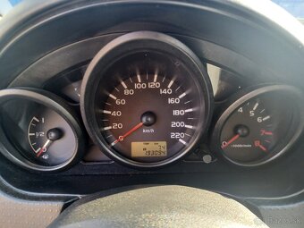 Mitsubishi colt 1.3 - 7