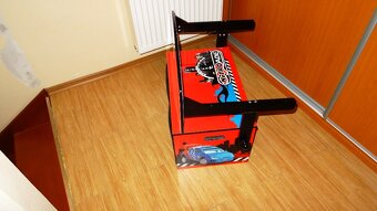 MULTIFUNKČNY STOLIK MC QUEEN S LAVICOU - 7