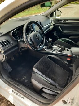 Renault Megane IV 1.2 TCe - 7
