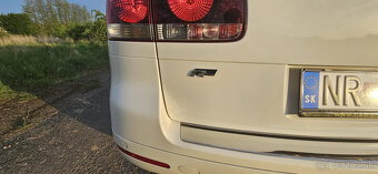 VW Touareg 3.0 TDI INDIVIDUAL 176 kW - 7