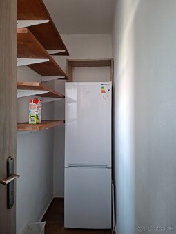 Priestranný 3-izbový byt v centre Námestova – krb + garáž - 7