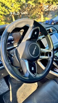 Jaguar I-Pace E320 - 7