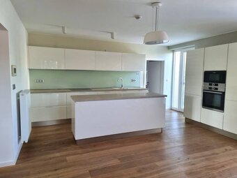 PREDAJ - 3 izbový dom v centre mesta, Nitra - 7