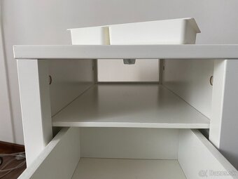 Nočný stolík IKEA - 7