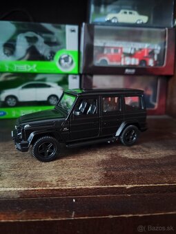 Mercedes Benz 1:43 časť 3 - 7