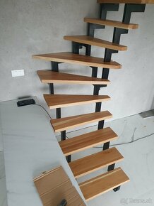 Drevené schody - výroba a montáž - 7