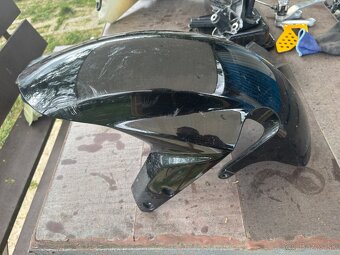 Gsxr 600 k5 diely - 7