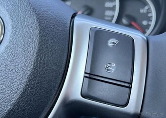 Toyota Verso - S 1.3i KLIMATIZACE KAMERA benzín manuál 73 kw - 7