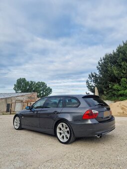 Predám BMW e91 320d - 7
