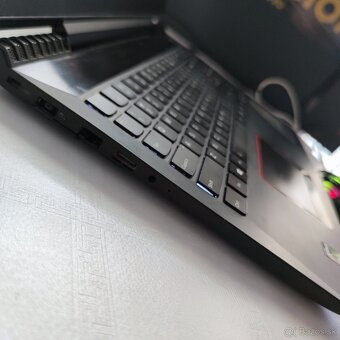 Predám herný notebook Lenovo legion y520 - 7