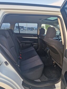 Subaru Outback - 7