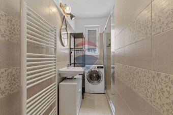 PRENÁJOM : 3 izb byt 64 m2, čiastočne zariadený, novostavba, - 7