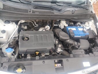 Kia Sportage 1.7crdi 85kw - 7