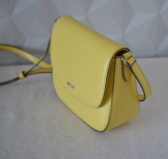 DKNY crossbody kožená kabelka - 7