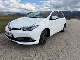 Toyota Auris 1.6 benzín 97kW Active Trend Plus - 7