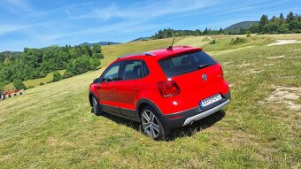 Volkswagen Polo 1.6 TDI 90k CROSS 7 - DSG - 7