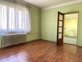 Na predaj dom s veľkým pozemkom 1216m2 Ivanka pri Dunaji - 7